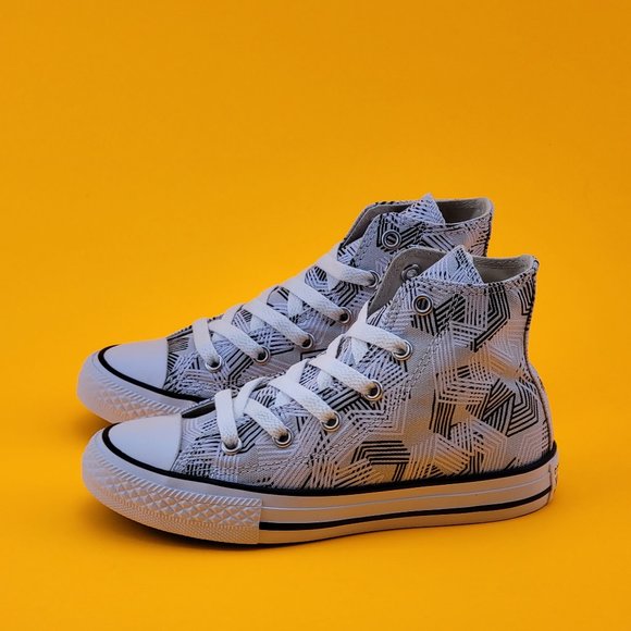 Converse  Chuck Taylor All Star  High  Unisex  363075F Size 13 Youth - Picture 3 of 10